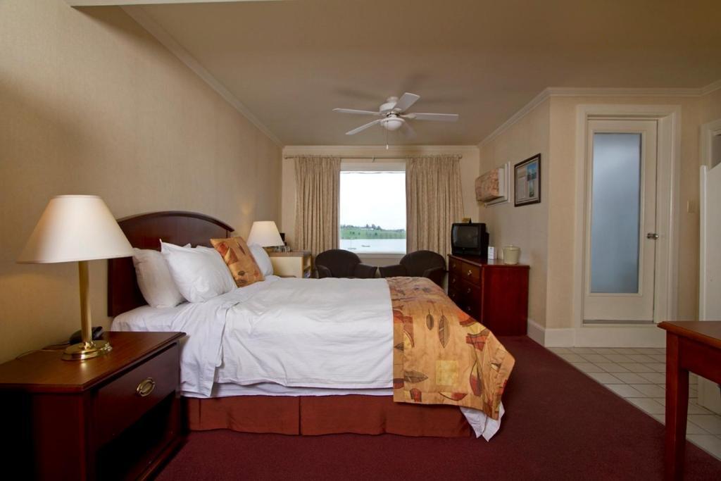 Brigantine Inn Lunenburg Cameră foto